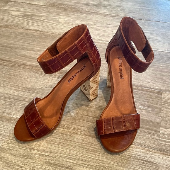 ❌SOLD❌ Jeffrey Campbell Lindsay Heel Sandal in Brown Croc & Zig Zag Size 6.5 - Picture 6 of 10